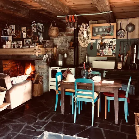 Venez Dans Bergerie Au Coeur Des Pyrenees Atypique 펜션